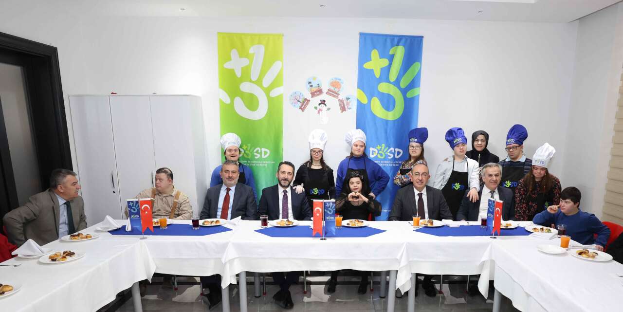 İş kapıları açan DOSD Meram ilk mezunlarını verdi 14